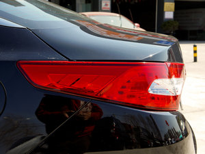 20112.4L Premium Ԅ ^