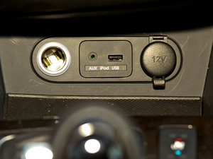 2011款2.4L Premium 自动 中控区