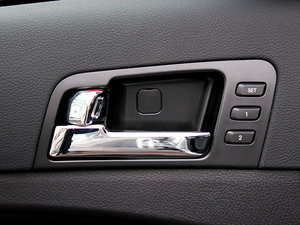 20112.0L Premium Ԅ g