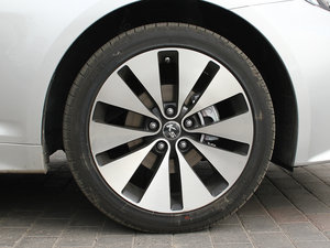 2011款2.0L Premium 自动 轮圈