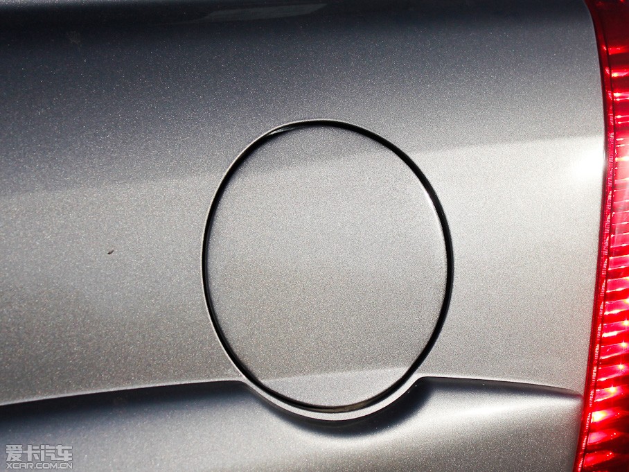 2012��{�� 2.0GL �Ԅ�(d��ng)���(q��)��