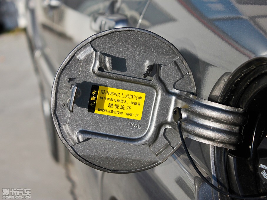 2012��{�� 2.0GL �ԄӃ���