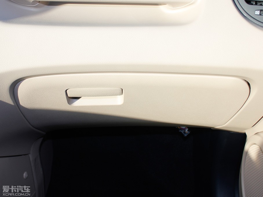 2012��{�� 2.0GL �ԄӃ���