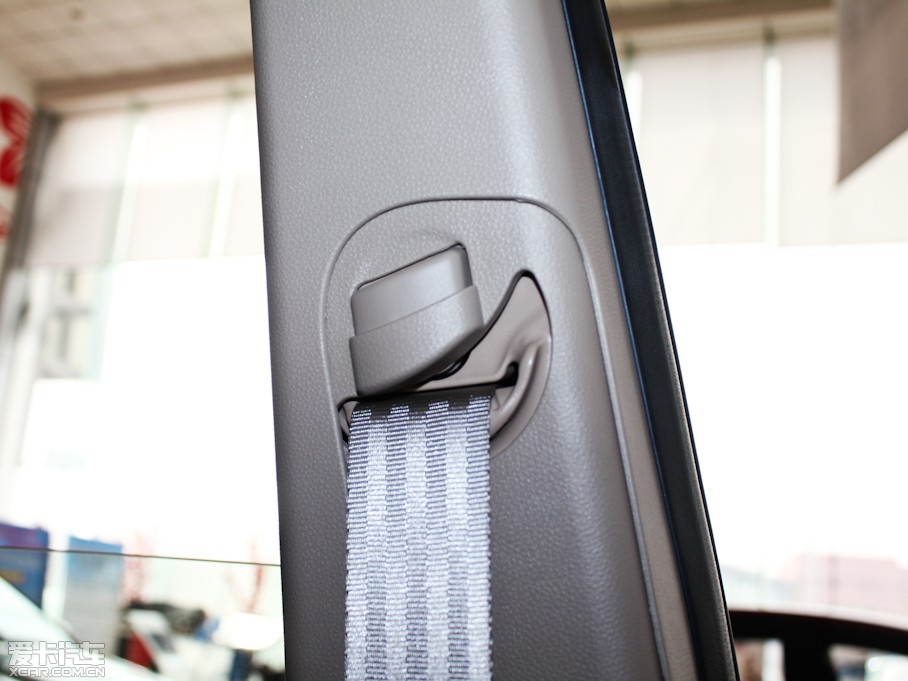 2012��{�� 2.0GL �ԄӃ���