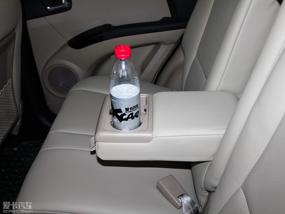 2012��{�� 2.0GL �ԄӃ���