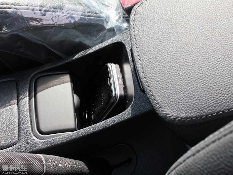 2012{ 2.0GLS քӃ(q)