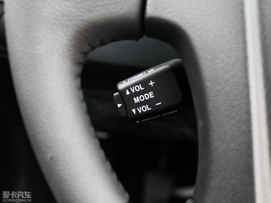 2012{ 2.0GLS քӃ(q)