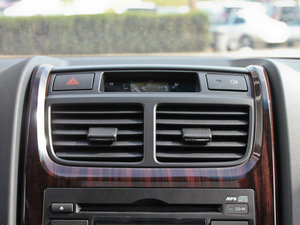 2012款2.0GLS 手动两驱版 空调出风口