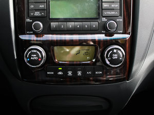 2012款2.0GLS 手动两驱版 空调调节