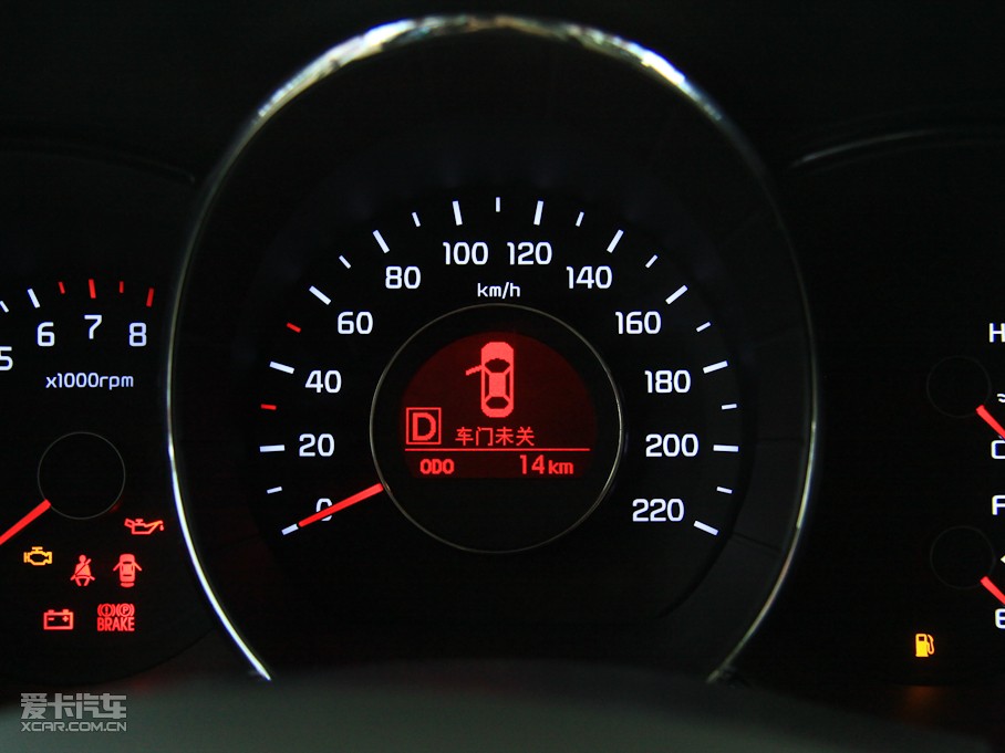 2011������K2���� 1.4L GLS �Ԅ�(d��ng)��