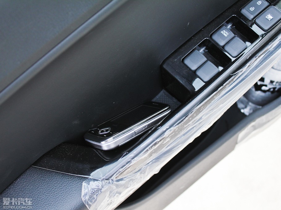 2011������K2���� 1.6L Premium �ԄӰ�