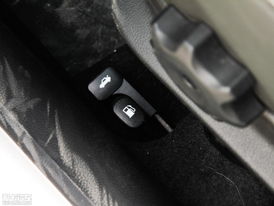 2011K2 1.6L Premium ԄӰ