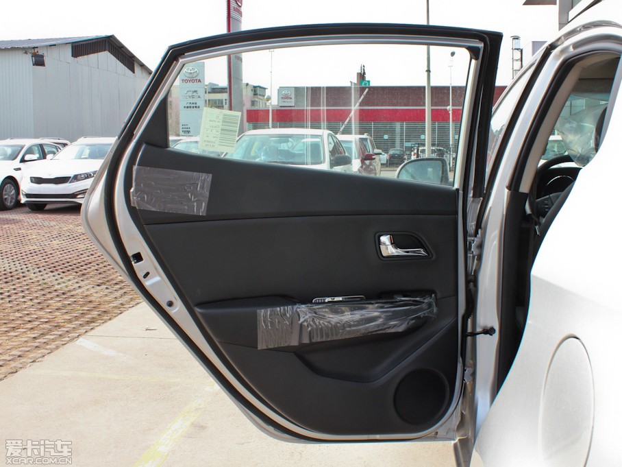 2011K2 1.6L Premium ԄӰ