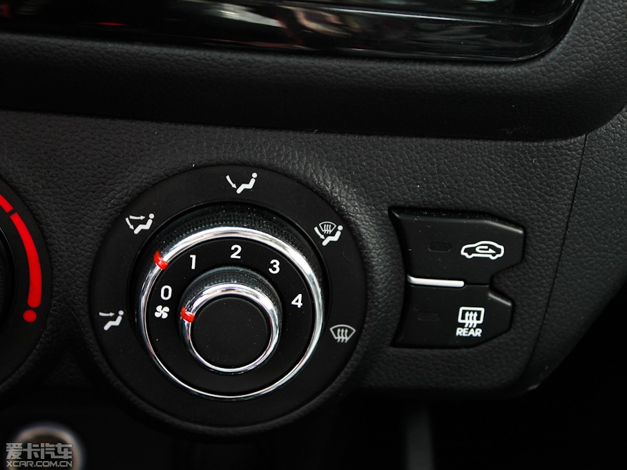 2011K2 1.6L Premium ԄӰ