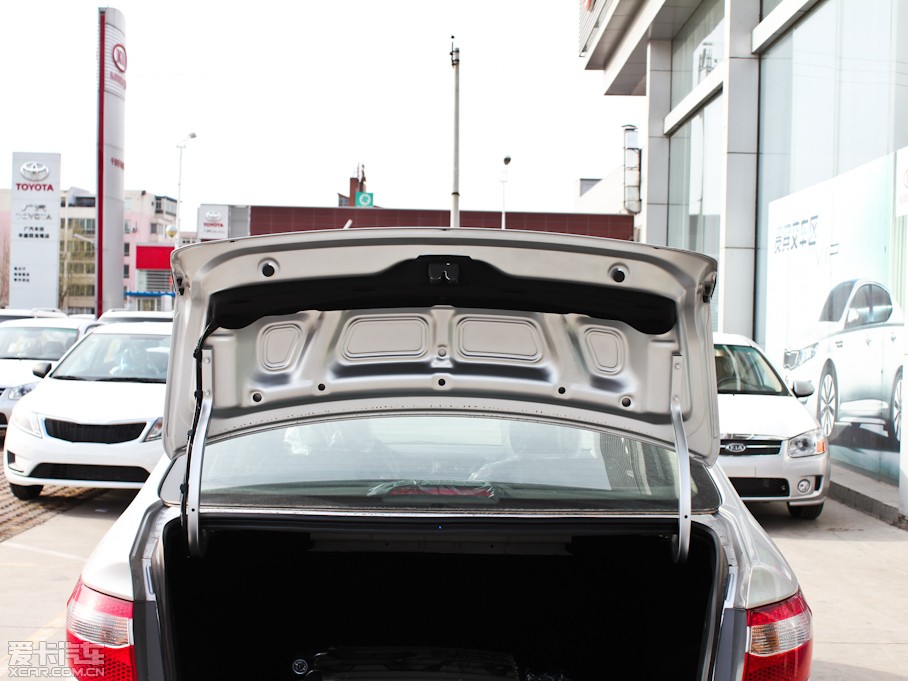 2011K2 1.6L Premium ԄӰ