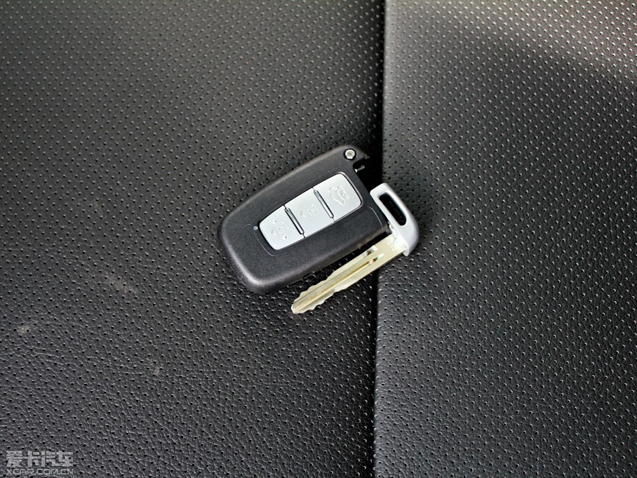 2011K2 1.6L Premium ԄӰ