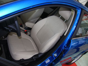 2011款起亚K2