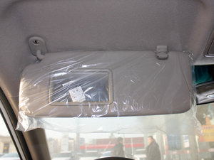 2011款1.4L GLS 手动版 遮阳板（左）