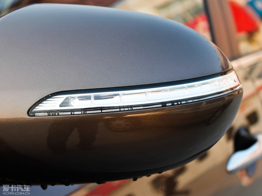 2012 2.4L Premium Ԅ