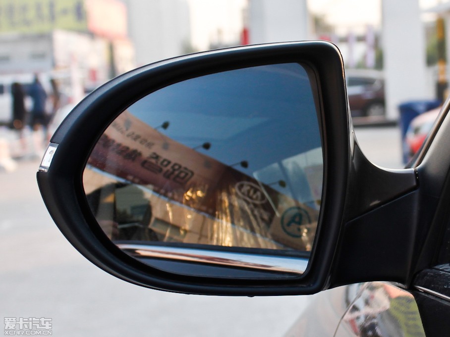 2012 2.4L Premium Ԅ