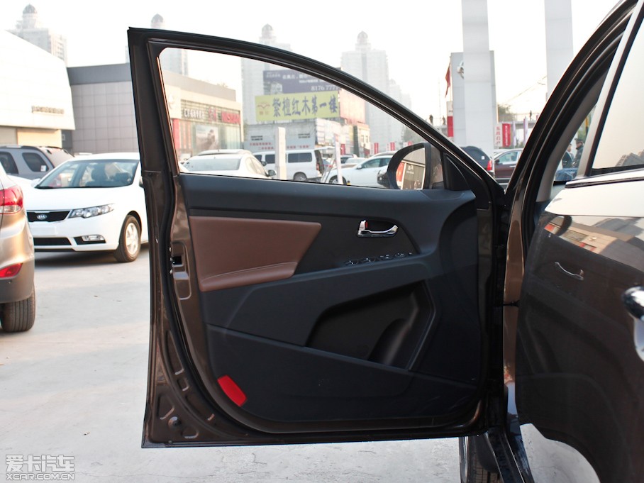 2012 2.4L Premium Ԅ