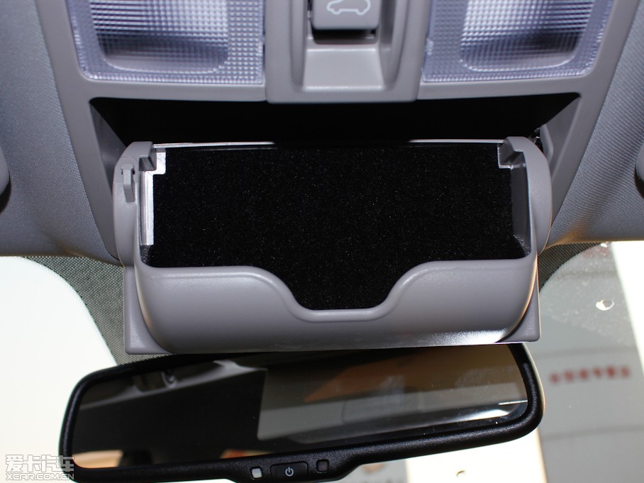 2012 2.4L Premium Ԅ