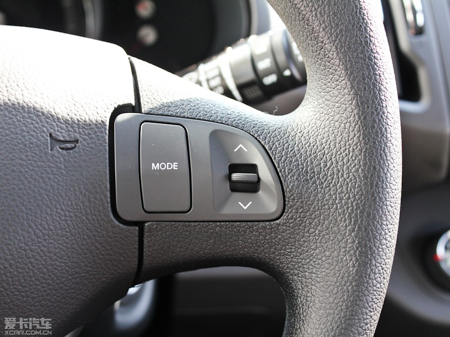 2012 2.0L GL քӃ(q)