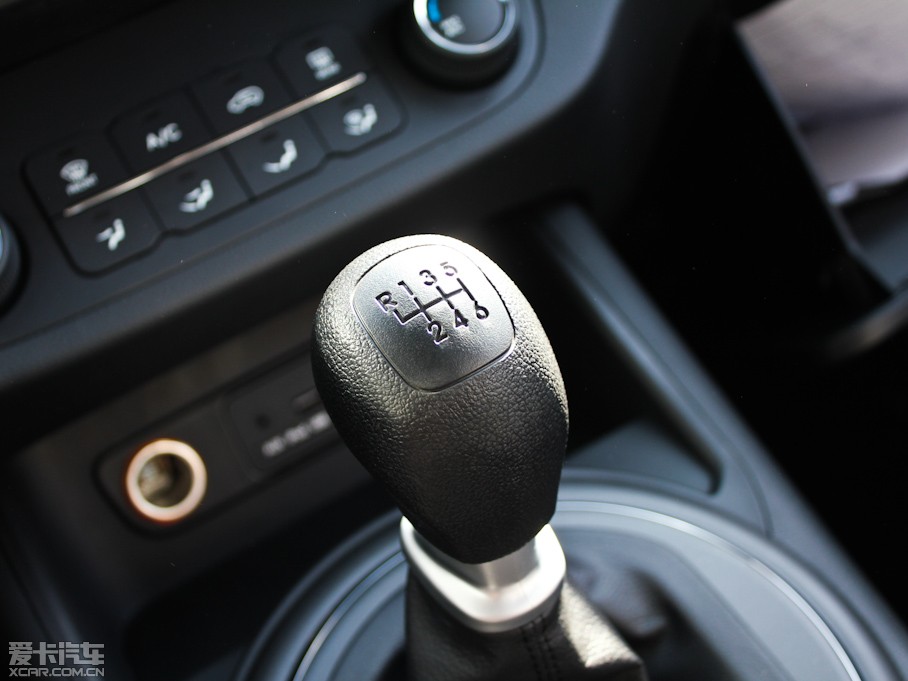 2012 2.0L GL ք(dng)(q)