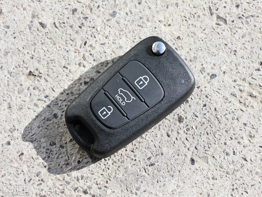 2012 2.0L GL ք(dng)(q)