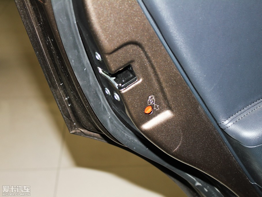 2012 2.0L GL քӃ(q)