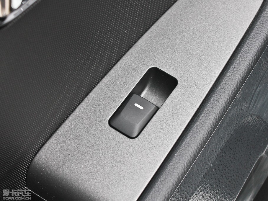 2012 2.0L NAVI Ԅ(dng)(q)