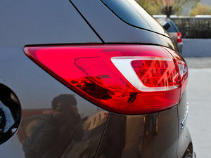 20122.4L Premium Ԅ ^