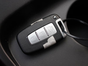2012款2.4L Premium 自动四驱版 车钥匙
