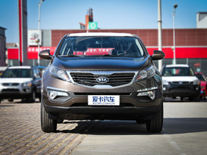 2012款2.0L GL 手动两驱版 正前