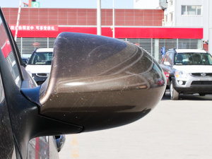 2012款2.0L GL 手动两驱版 后视镜