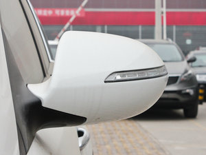 2012款2.0L GLS 自动两驱版 后视镜