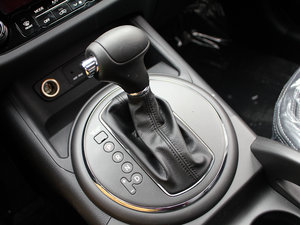 2012款2.0L GLS 自动两驱版 换挡杆