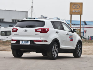 2012款2.0L NAVI 自动两驱版 整体外观