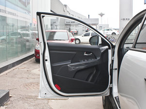2012款2.0L NAVI 自动两驱版 驾驶位车门