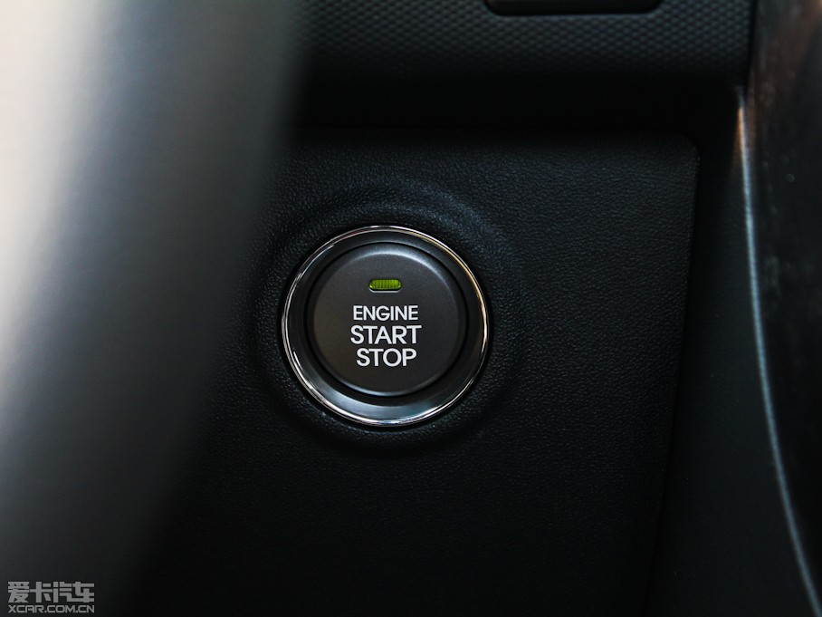 2012㠖 1.6L Premium