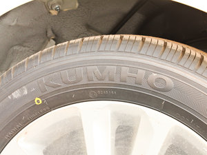 2012款1.6L Premium 轮胎品牌