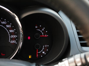 20121.6L Premium п؅^