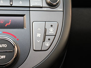 2012款1.6L Premium 中控区