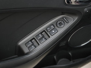 20131.6L ԄDLX {܇ƅ^	