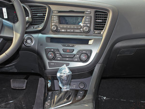 2012款2.0L DLX 自动 中控台
