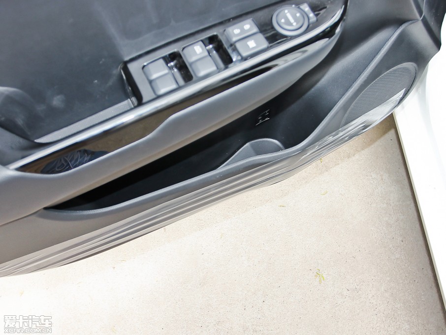 2012K2 1.6L Premium ECO ԄӼo