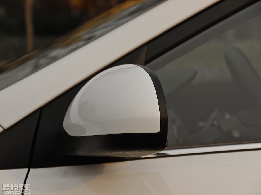 2012K2 1.4L GLS ԄӼo