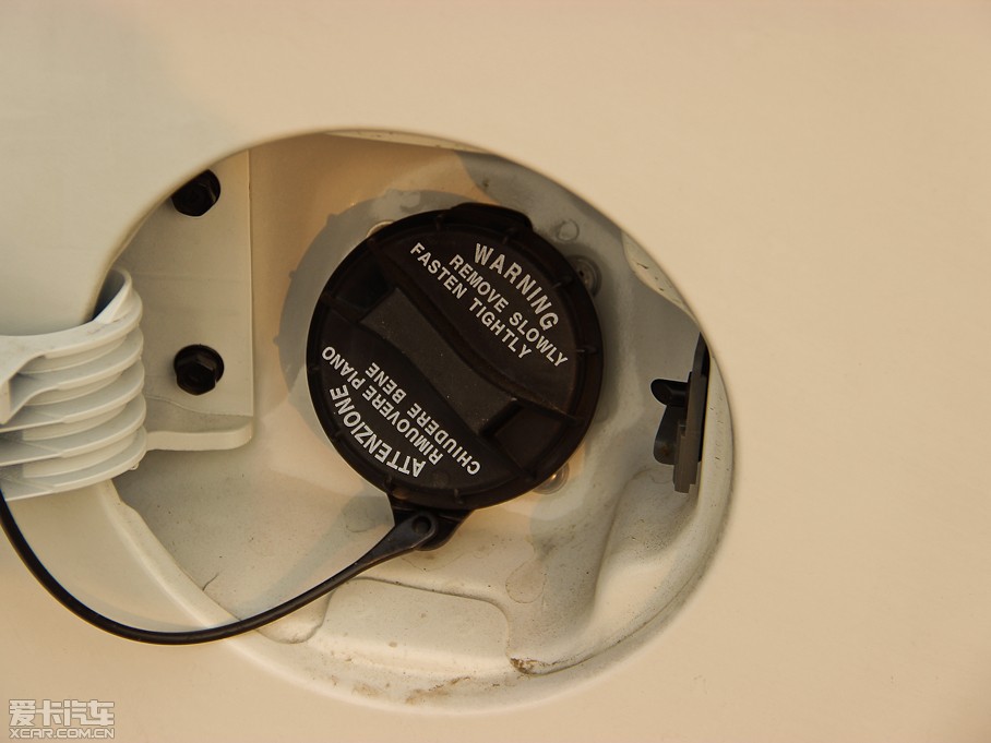 2012K2 1.4L GLS ԄӼo