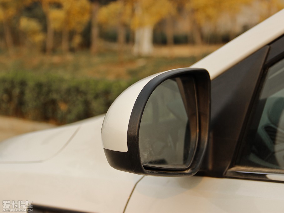 2012K2 1.4L GLS ԄӼo