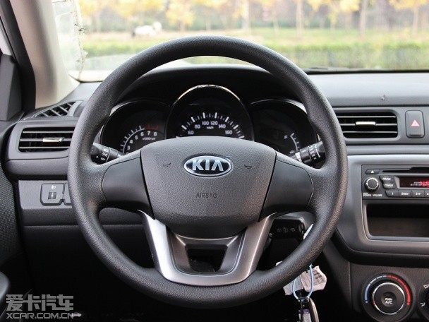 東風悅達起亞2012款起亞K2三廂